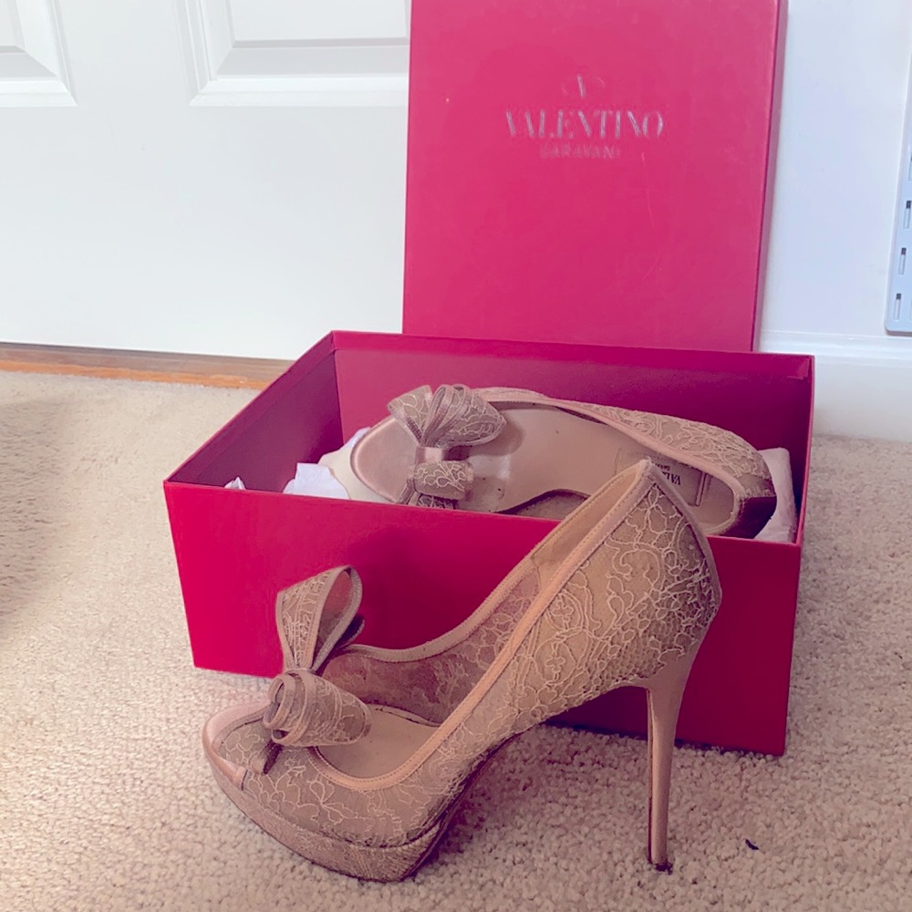 Valentino blush lace heels